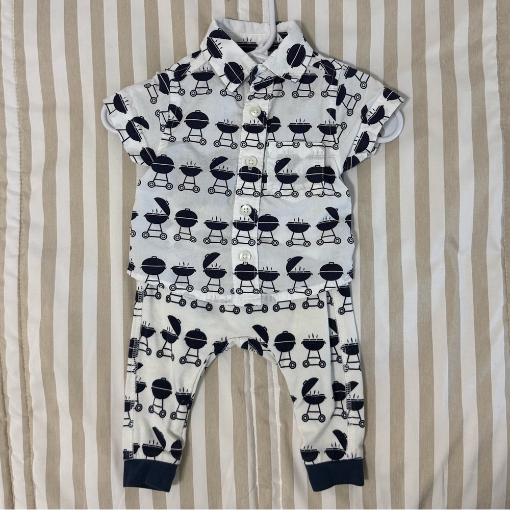 Monica + Andy 0-3M Two-Piece Set with Grill Print